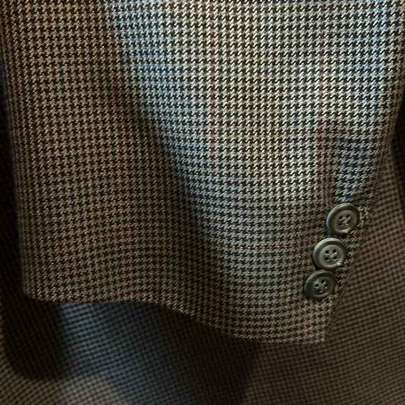 Burberry’s Suit Jacket